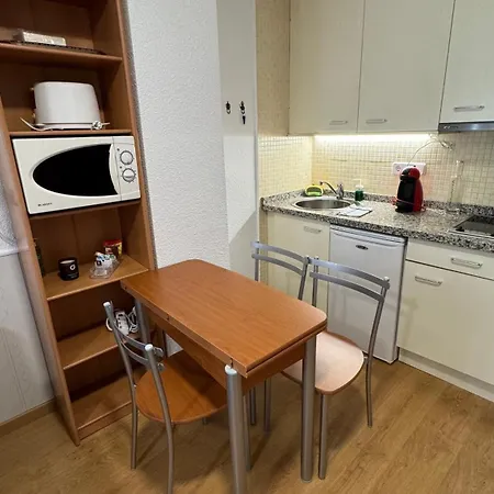 En A Dos Minutos Del Telesillas * Sierra Nevada