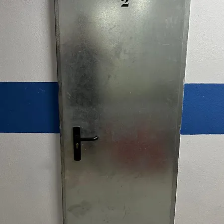 En A Dos Minutos Del Telesillas *