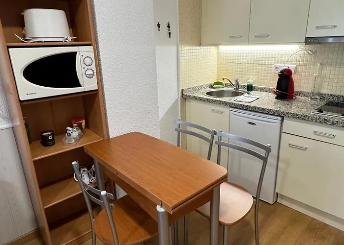 En A Dos Minutos Del Telesillas * סיירה נבדה