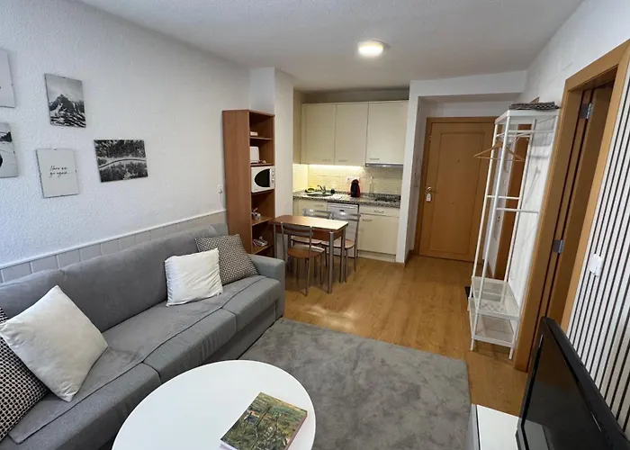 En A Dos Minutos Del Telesillas *