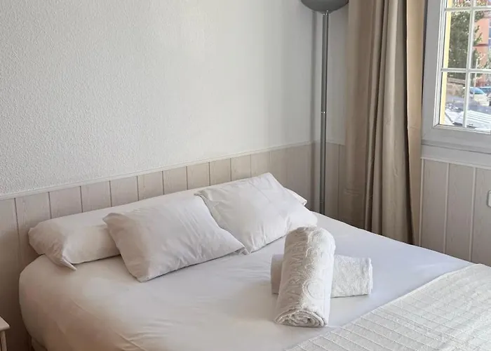 דירה En A Dos Minutos Del Telesillas סיירה נבדה