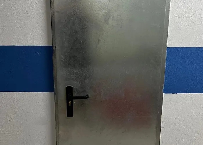 En A Dos Minutos Del Telesillas *